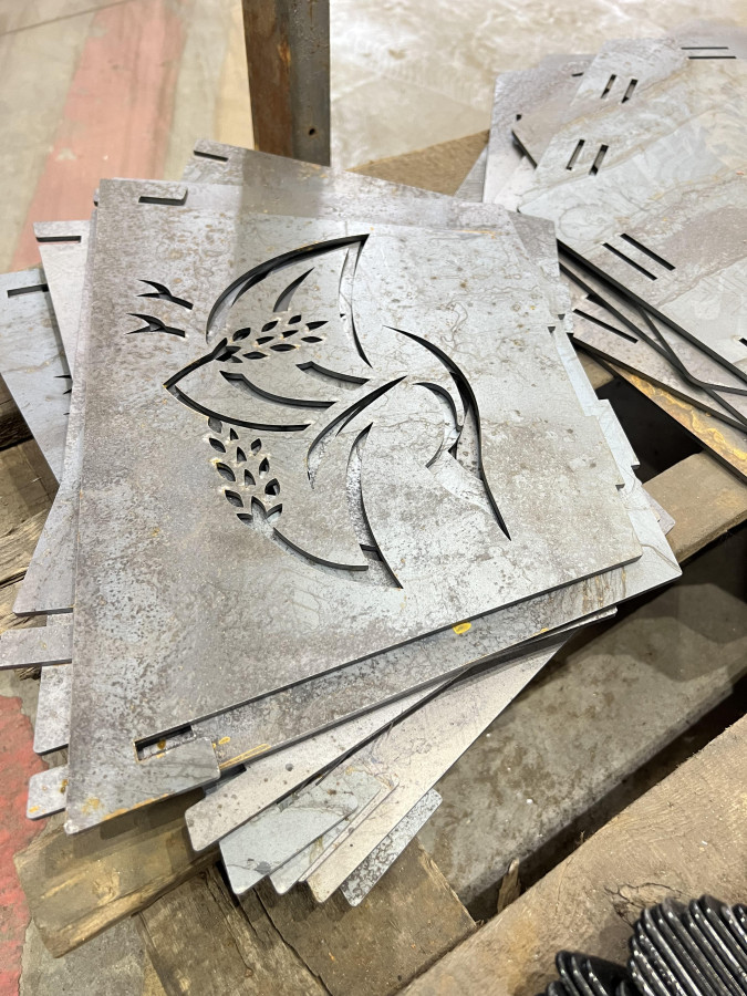 Лазерная резка металла 3мм